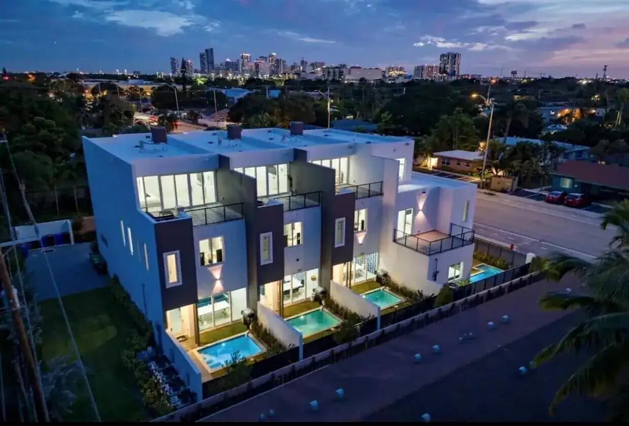 4 bedroom 3 bath Residential Lease for rent at 1222 NE 15th Avenue, Fort Lauderdale FL 33304