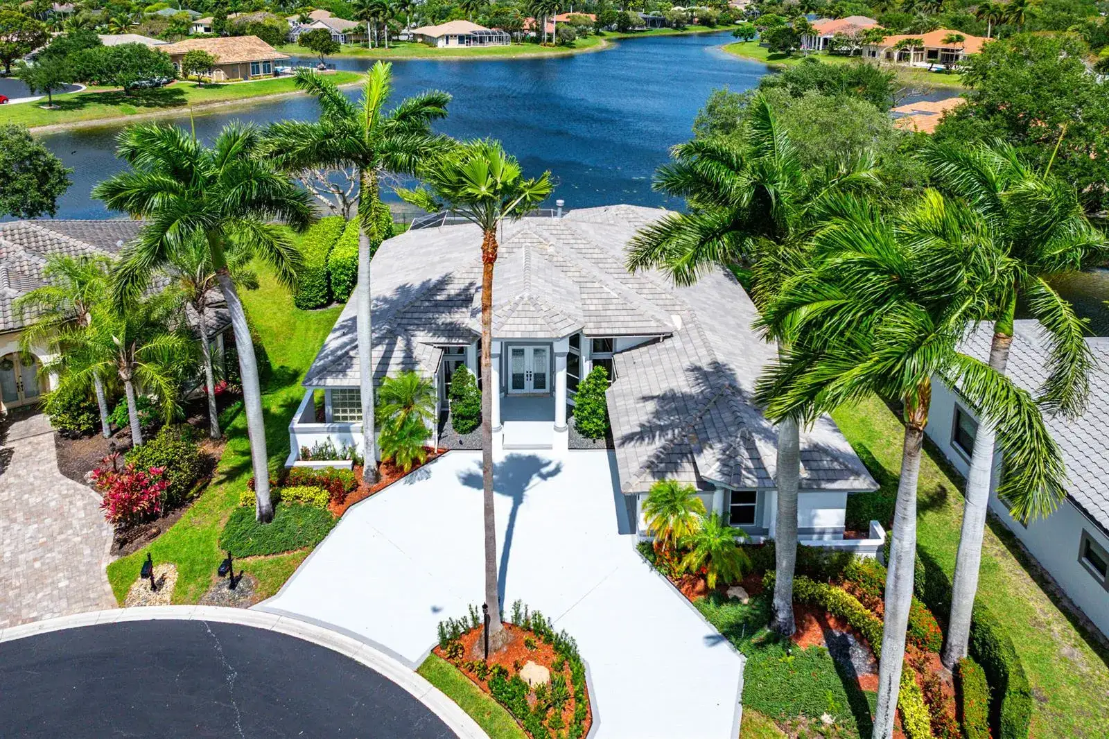 4 bedroom 3 bath Residential for sale at 6419 NW 99th Drive, Parkland FL 33076