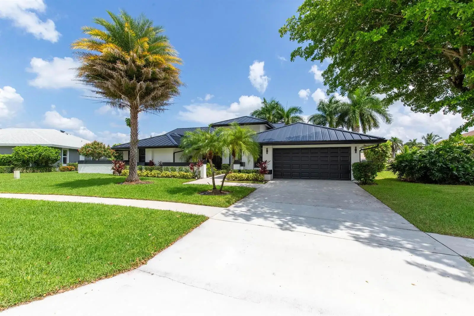 4 bedroom 2 bath Residential Lease for rent at 2281 Seaford Drive, Wellington FL 33414