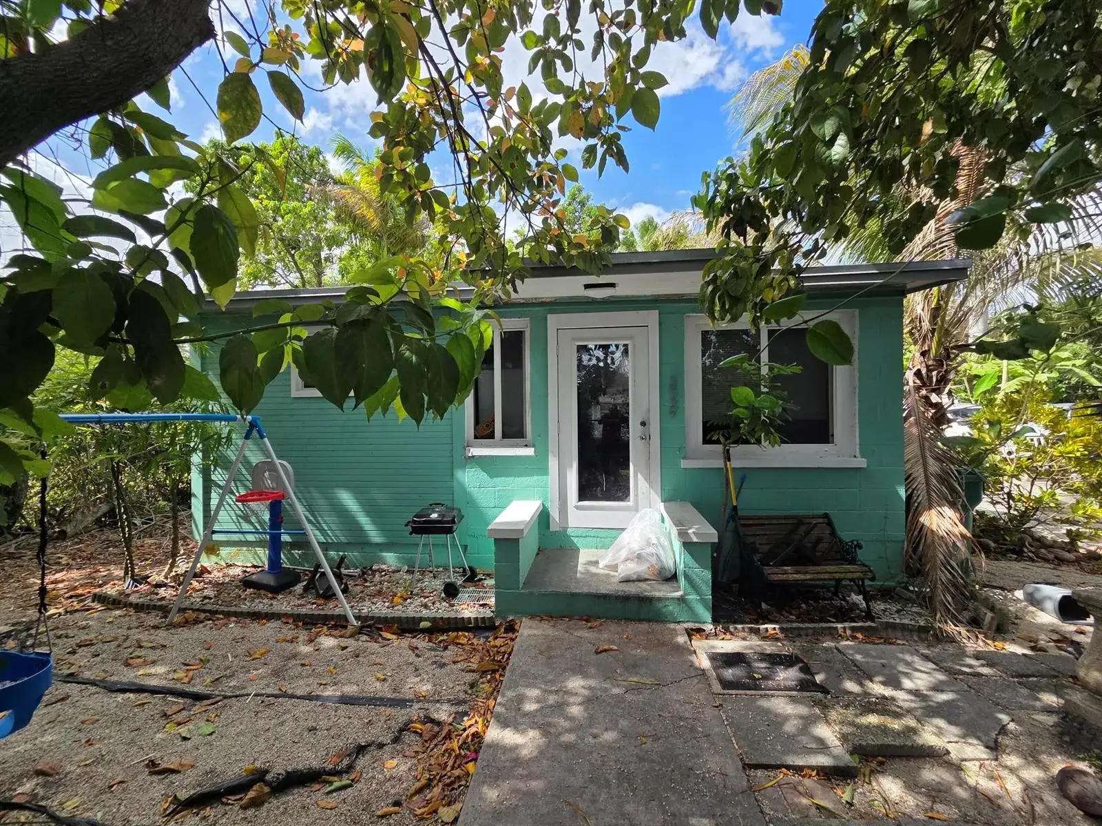 5 bedroom 3 bath Residential for sale at 238 SW 1st Street, Florida City FL 33034