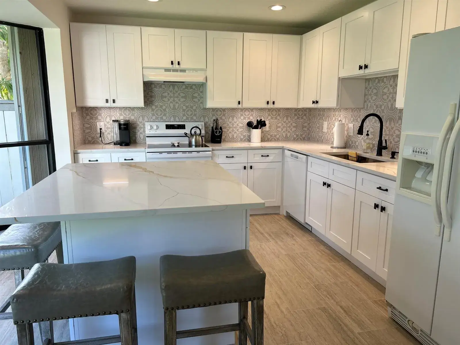 3 bedroom 2 bath Residential Lease for rent at 13383 Bedford Mews Court, Wellington FL 33414