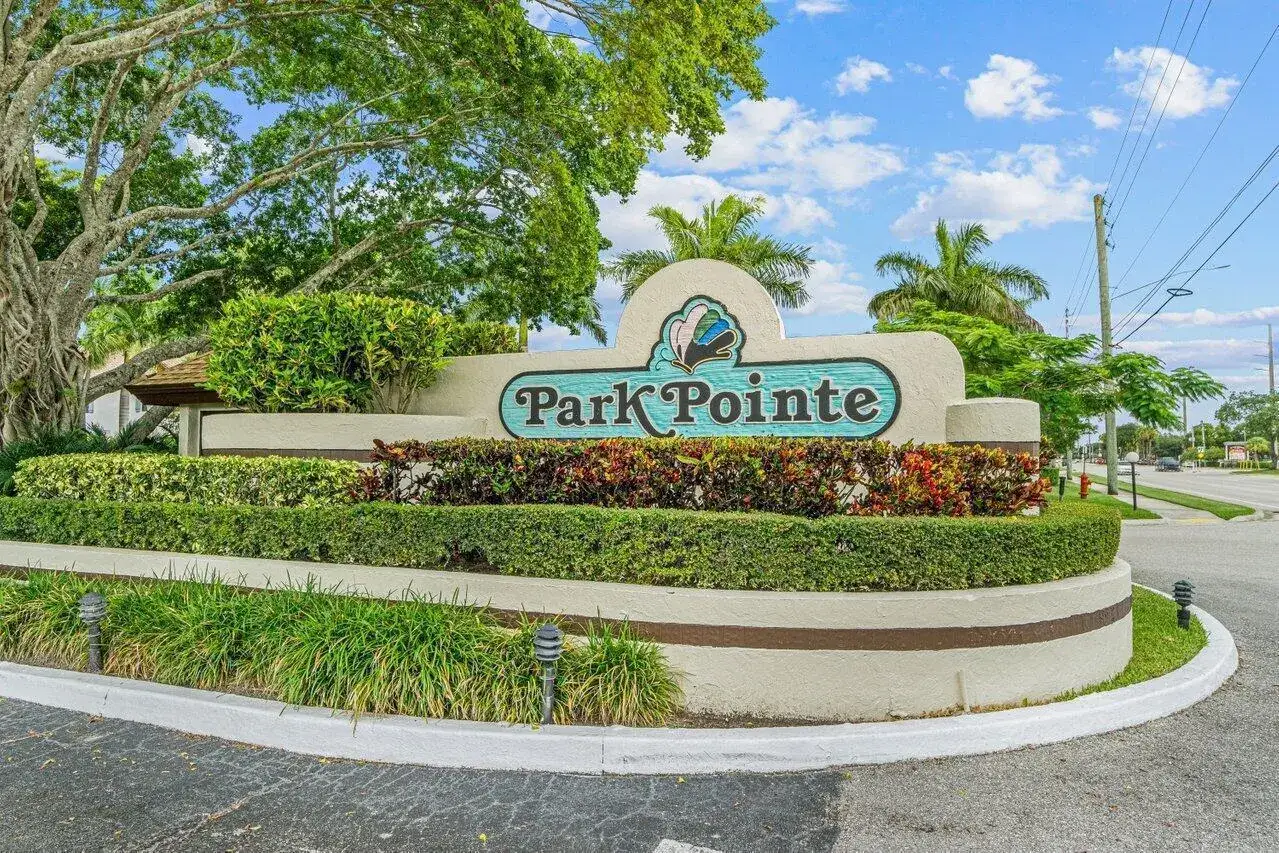 3 bedroom 2 bath Residential for sale at 3362 Lucerne Park Drive, FL 33467