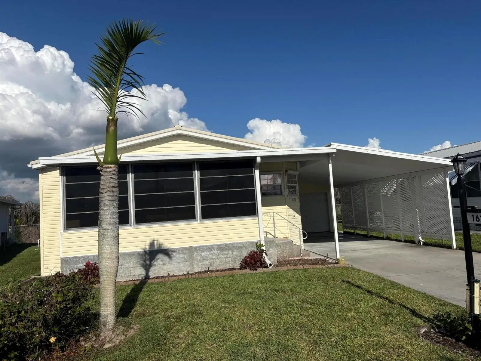 2 bedroom 2 bath Residential for sale at 1621 SW 35th Circle, Okeechobee FL 34974