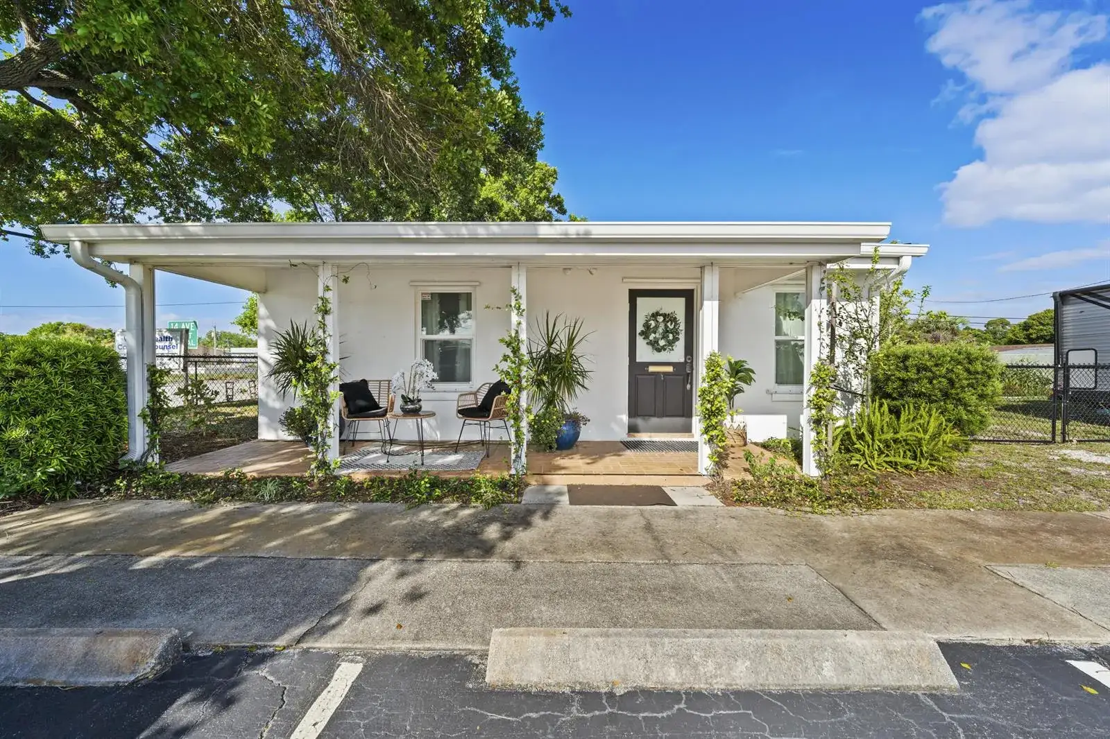 Commercial Sale for sale at 1324 16th Street, Vero Beach FL 32960