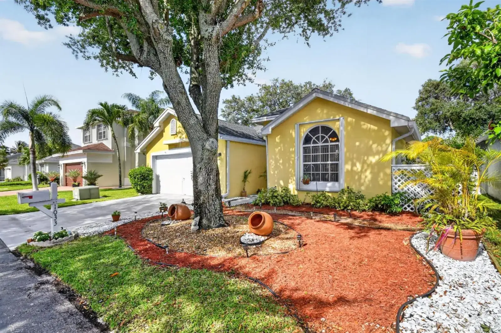 3 bedroom 2 bath Residential for sale at 1033 Fairfax Circle W, Boynton Beach FL 33436