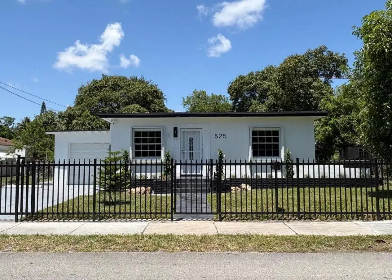 3 bedroom 2 bath Residential for sale at 525 NE 126th Street, North Miami FL 33161
