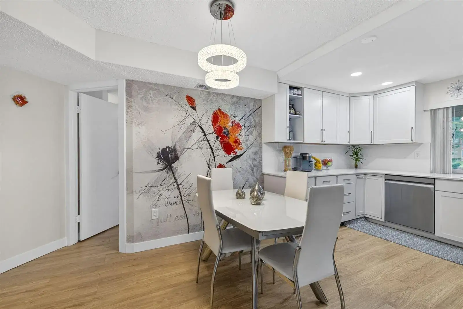 2 bedroom 2 bath Residential for sale at 9081 Lime Bay Boulevard # 115, Tamarac FL 33321