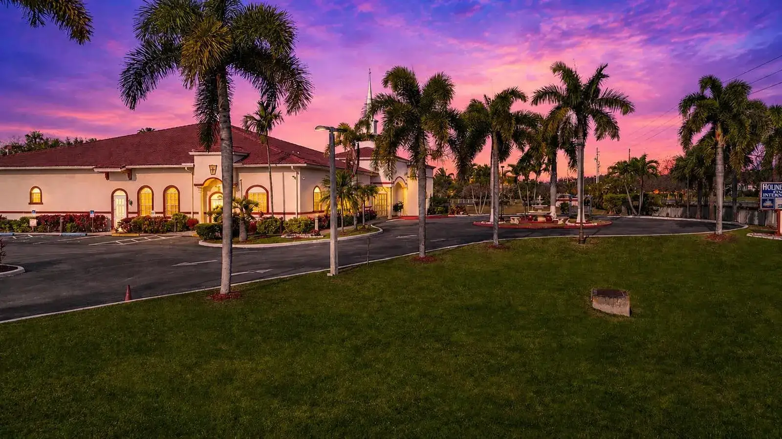 Commercial Sale for sale at 7025 Summerville Terrace, Lake Worth FL 33467