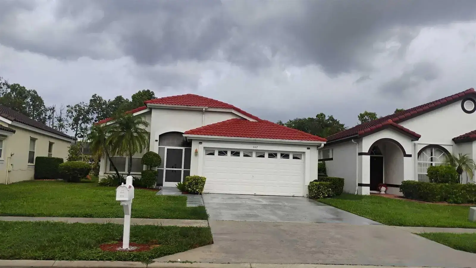 3 bedroom 2 bath Residential for sale at 662 Lake Wellington Drive, Wellington FL 33414