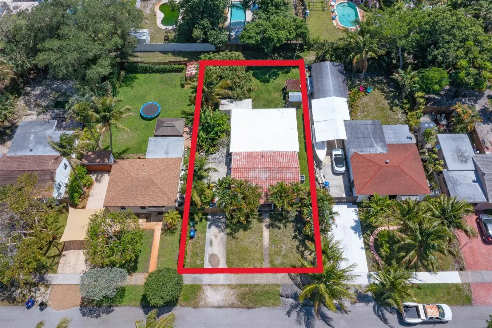 3 bedroom 2 bath Residential for sale at 820 SW 18th Court, Fort Lauderdale FL 33315