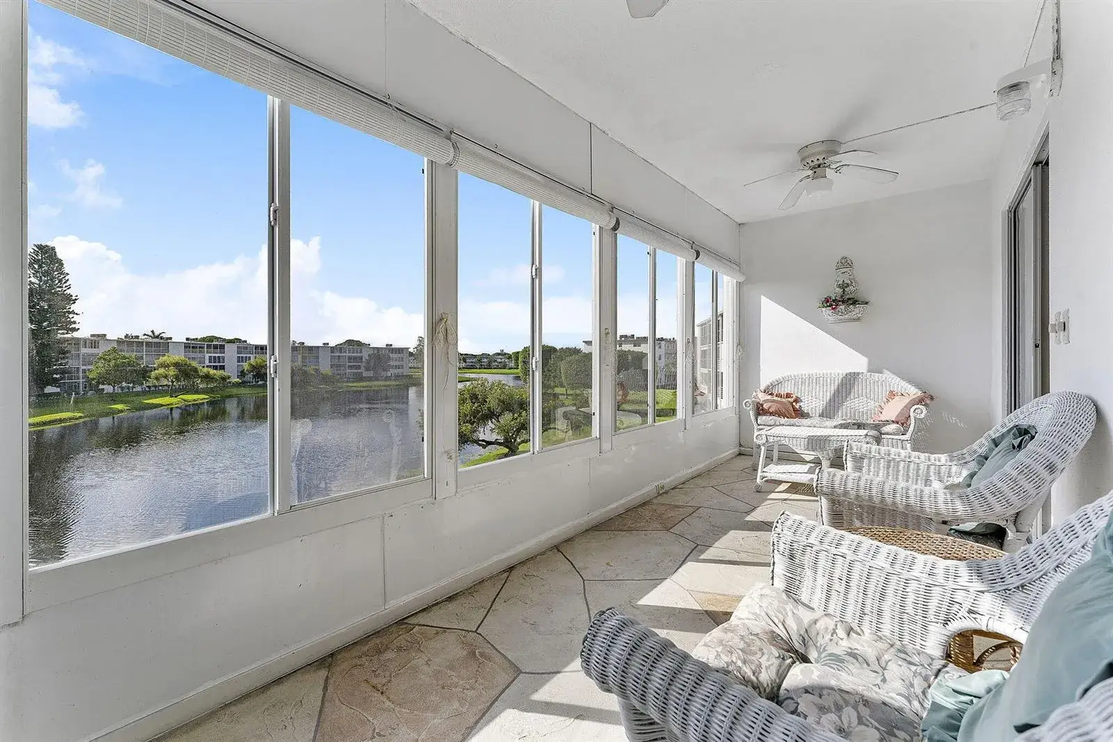 2 bedroom 2 bath Residential for sale at 3027 Guildford B, Boca Raton FL 33434