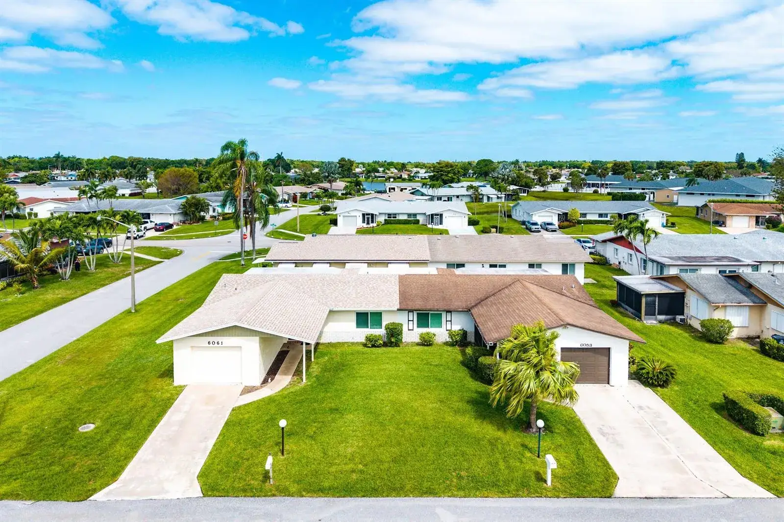 2 bedroom 2 bath Residential for sale at 6061 Stanley Lane, Delray Beach FL 33484