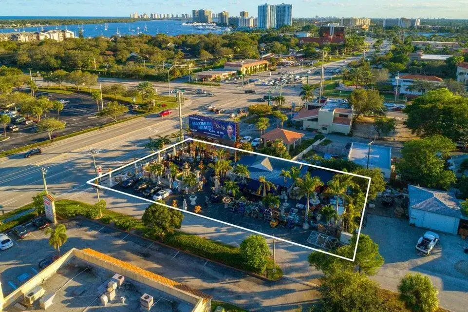 Commercial Sale for sale at 11555 Us-1, North Palm Beach FL 33408