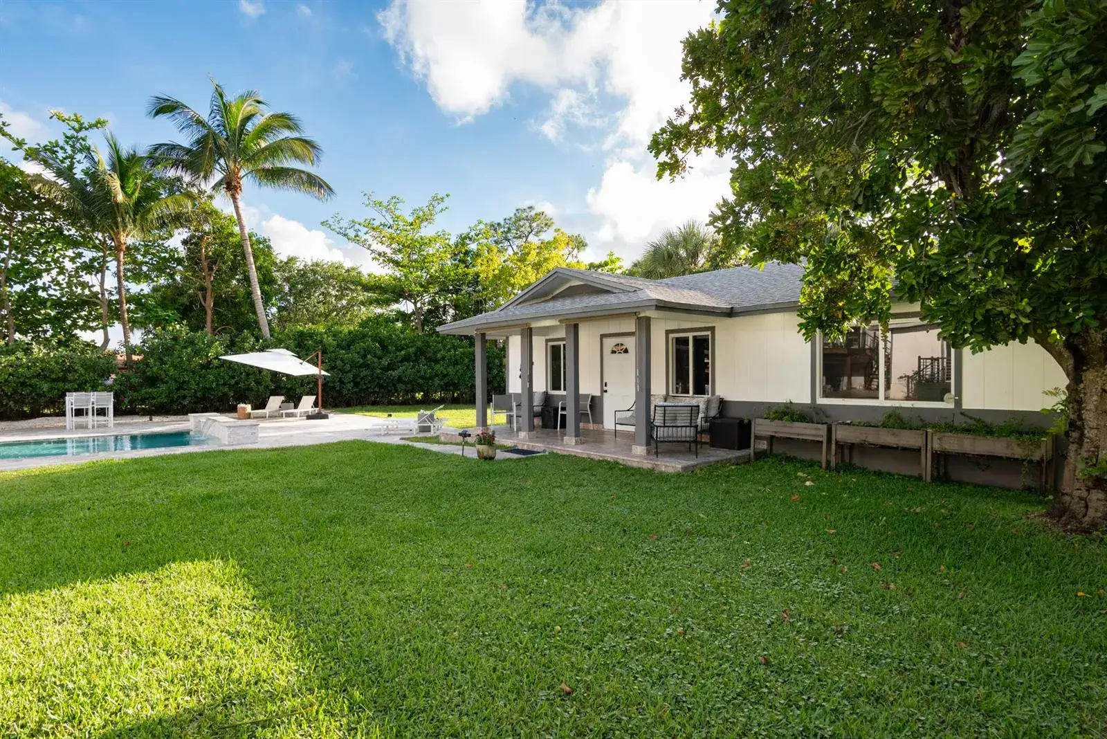 2 bedroom 1 bath Residential Lease for rent at 13487 Barwick Road # B, Delray Beach FL 33445