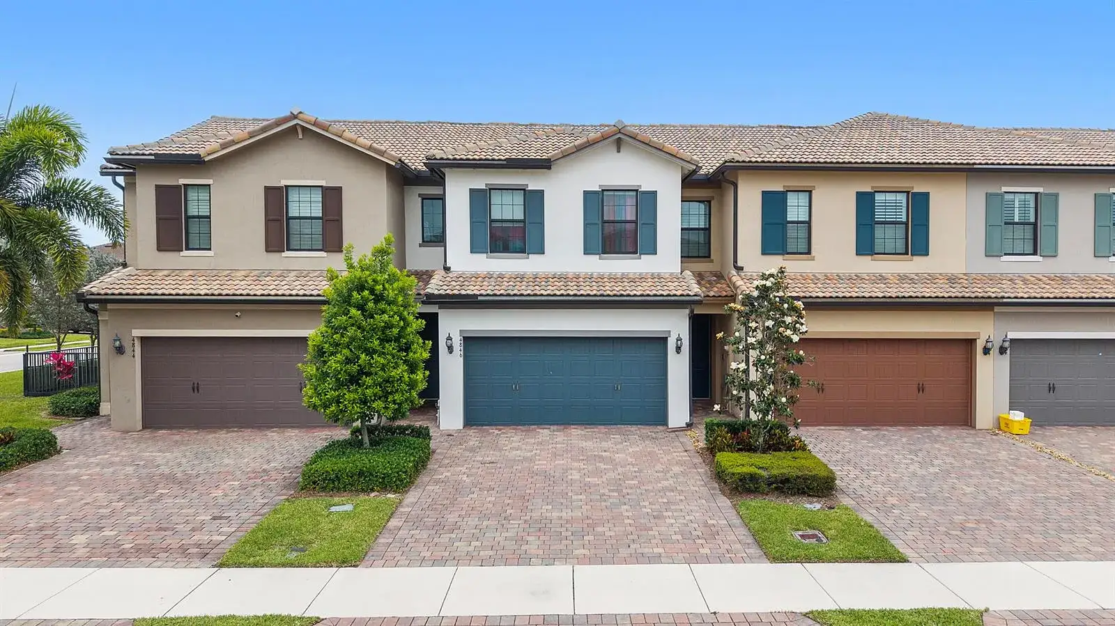 3 bedroom 2 bath Residential for sale at 4846 San Fratello Circle, FL 33467