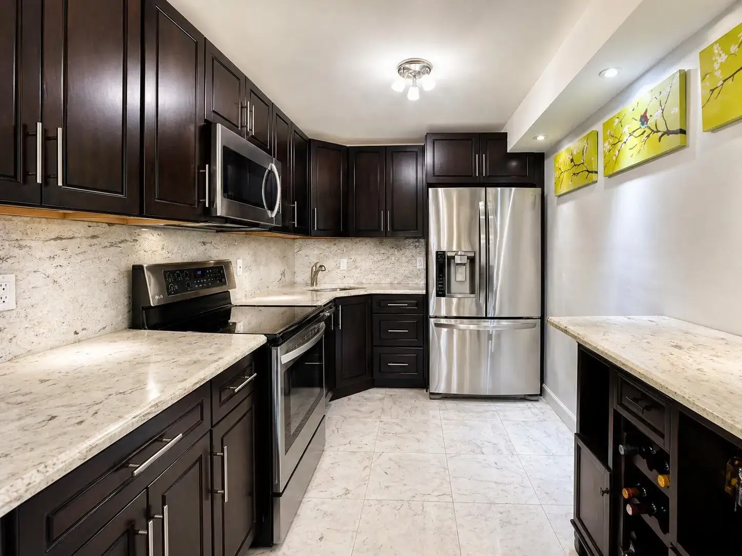 2 bedroom 2 bath Residential for sale at 7000 NW 17th Street # 203, Plantation FL 33313