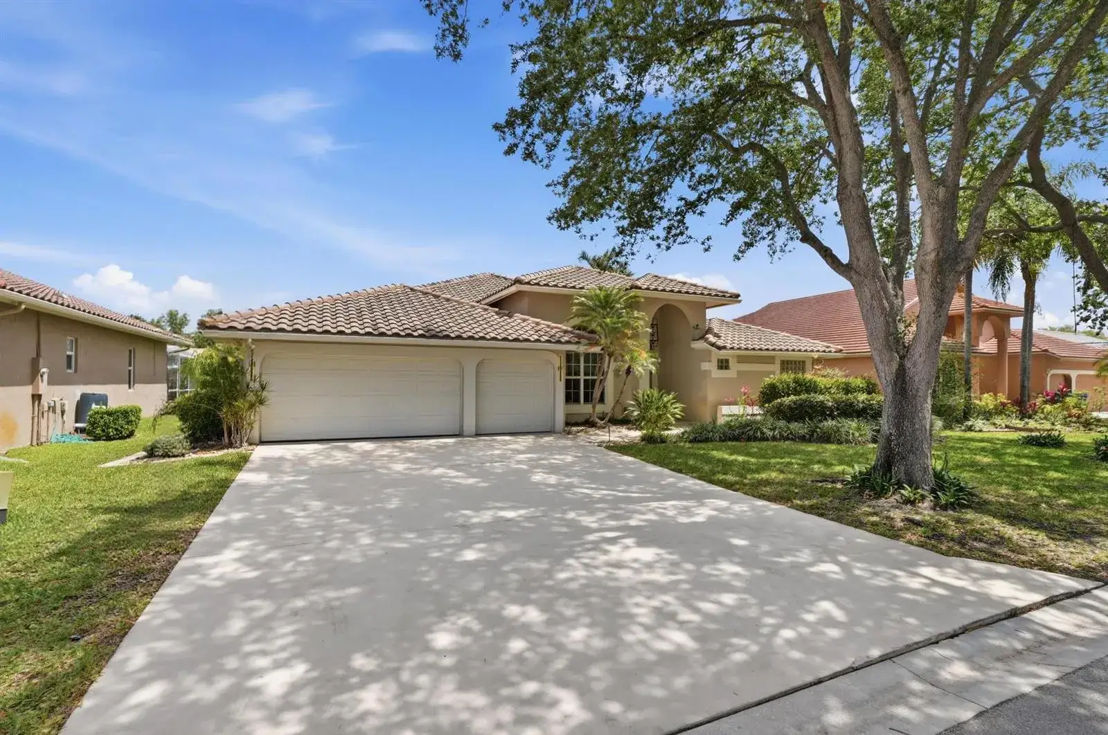 4 bedroom 2 bath Residential for sale at 9851 NW 49th Place, Coral Springs FL 33076