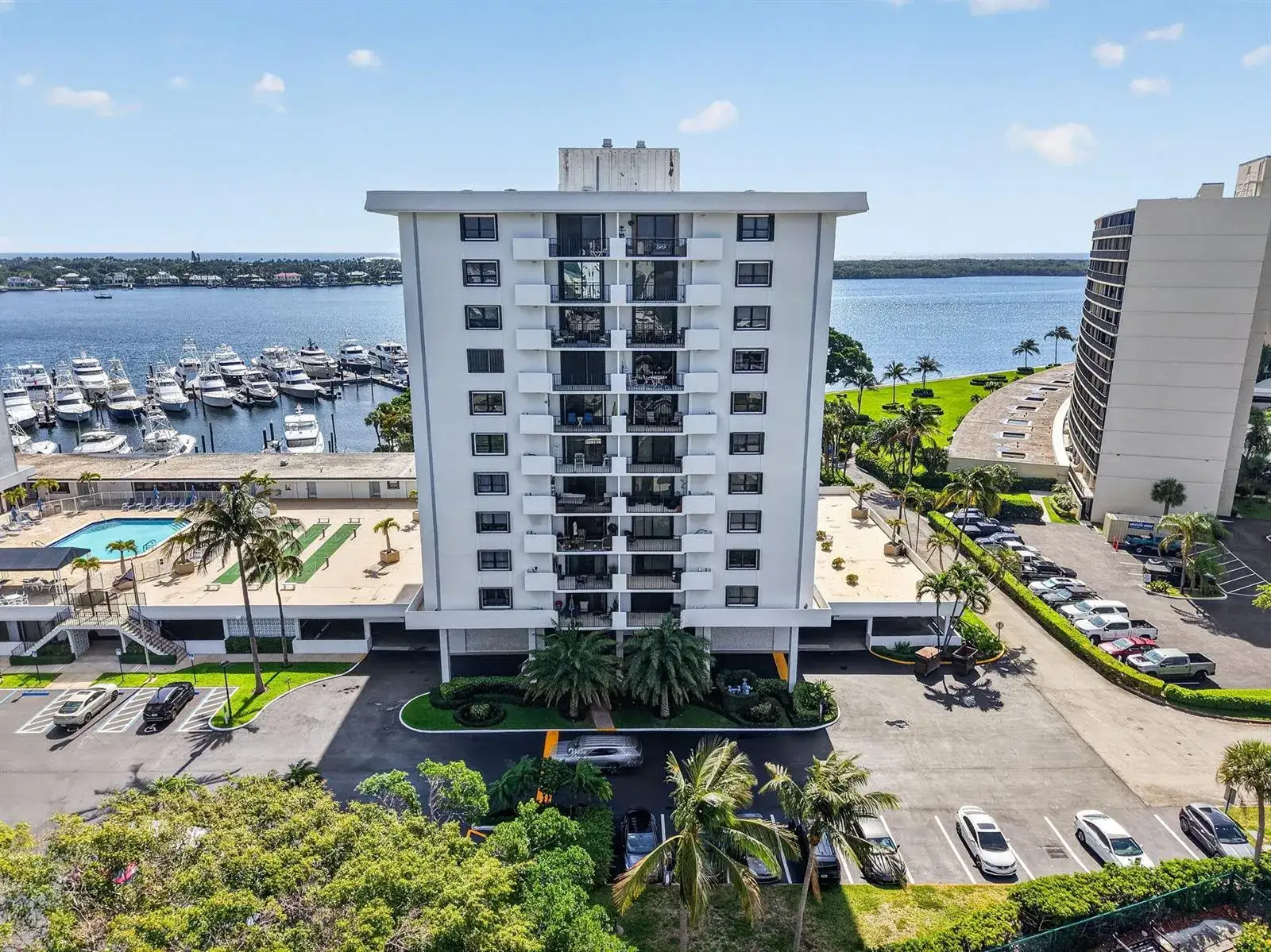 1 bedroom 1 bath Residential for sale at 1200 Marine Way, North Palm Beach FL 33408