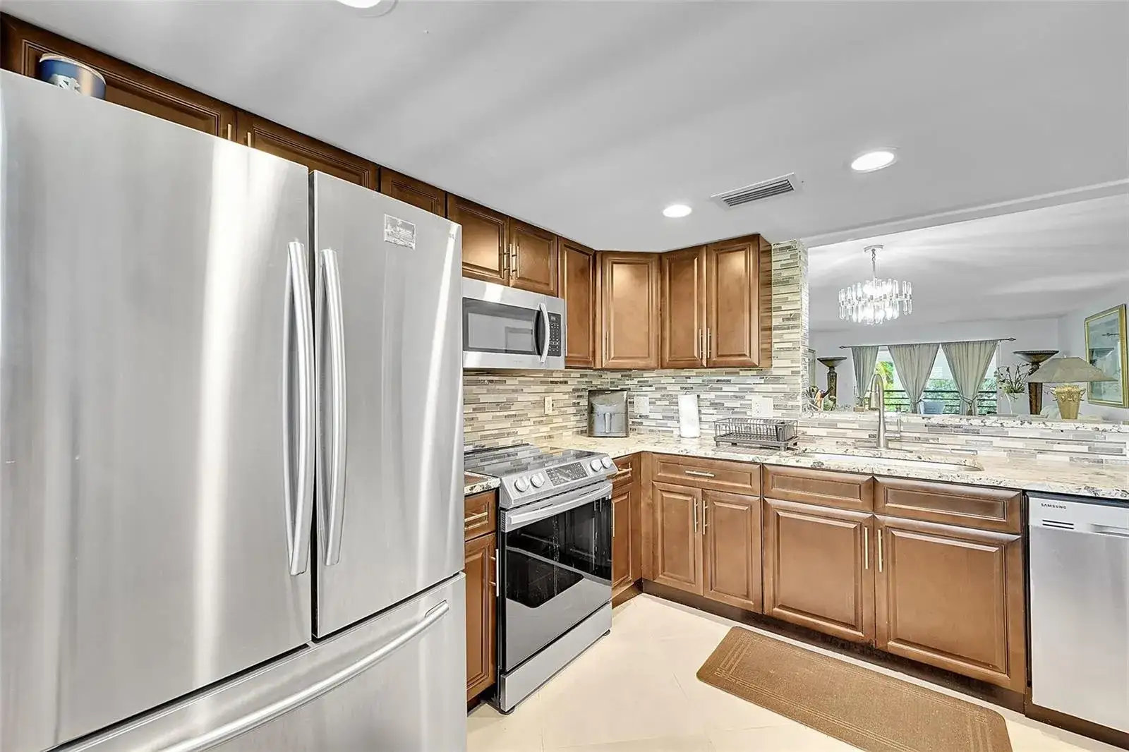 2 bedroom 2 bath Residential for sale at 2804 Victoria Way # C3, Coconut Creek FL 33066