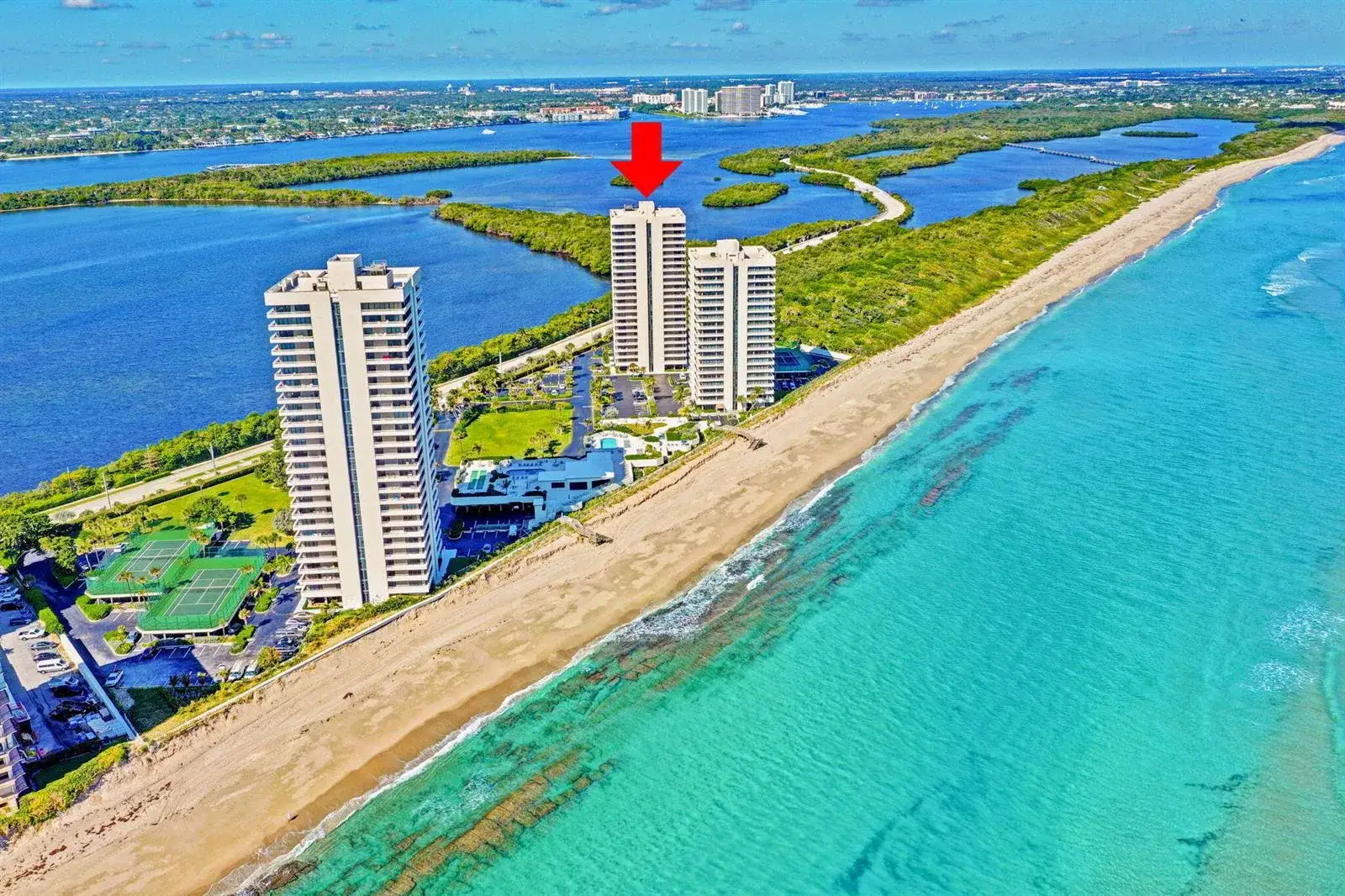 2 bedroom 2 bath Residential Lease for rent at 5550 N Ocean Drive # 21c, Singer Island FL 33404