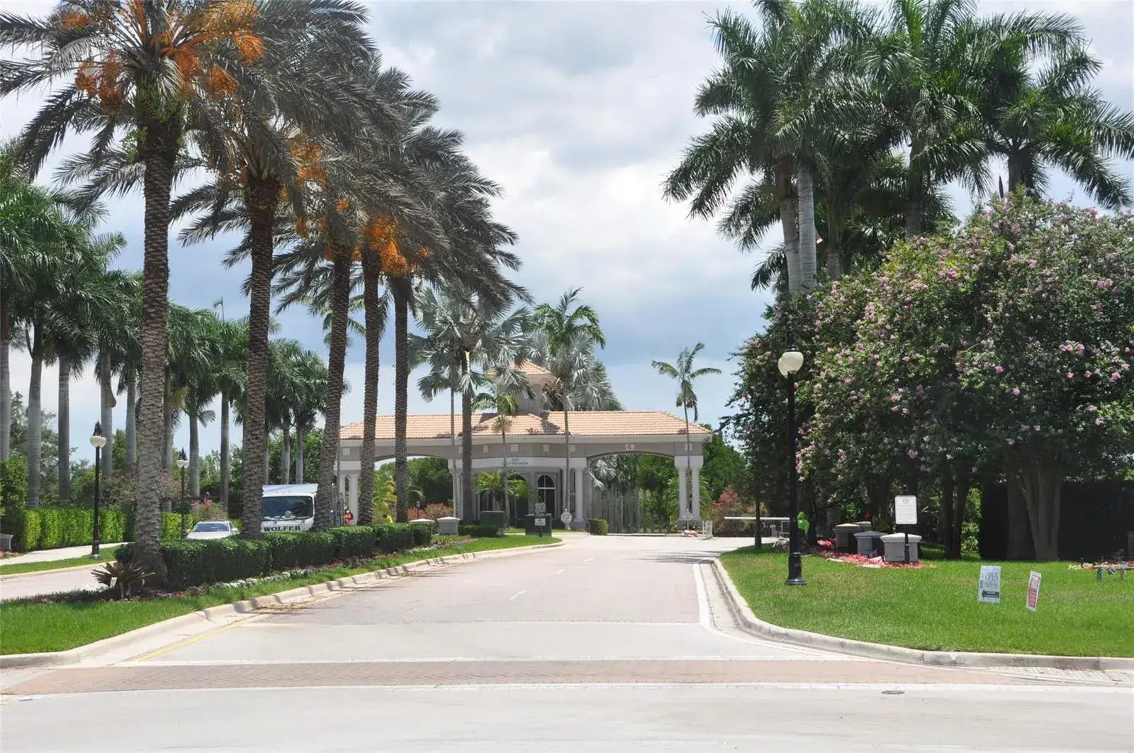4 bedroom 3 bath Residential Lease for rent at 19496 S Whitewater Avenue, Weston FL 33332