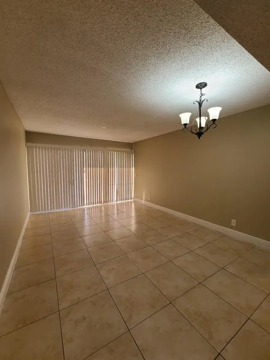 3 bedroom 2 bath Residential for sale at 1461 Windorah Way # G, West Palm Beach FL 33411