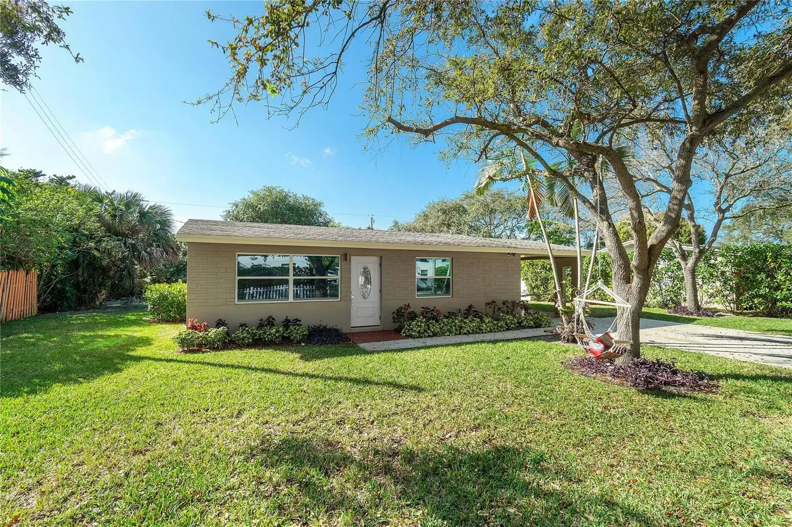3 bedroom 1 bath Residential Lease for rent at 1634 NE 3rd Avenue, Delray Beach FL 33444