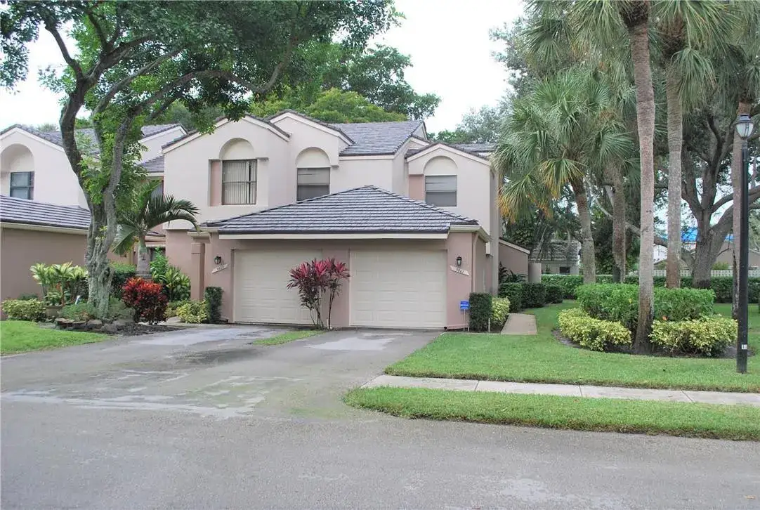 3 bedroom 2 bath Residential Lease for rent at 9867 NW 1st Court, Plantation FL 33324
