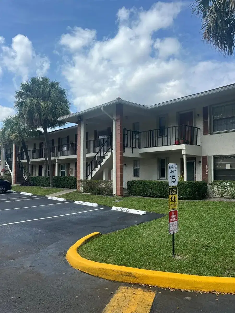 3 bedroom 2 bath Residential Lease for rent at 9993 Three Lakes Circle, Boca Raton FL 33428