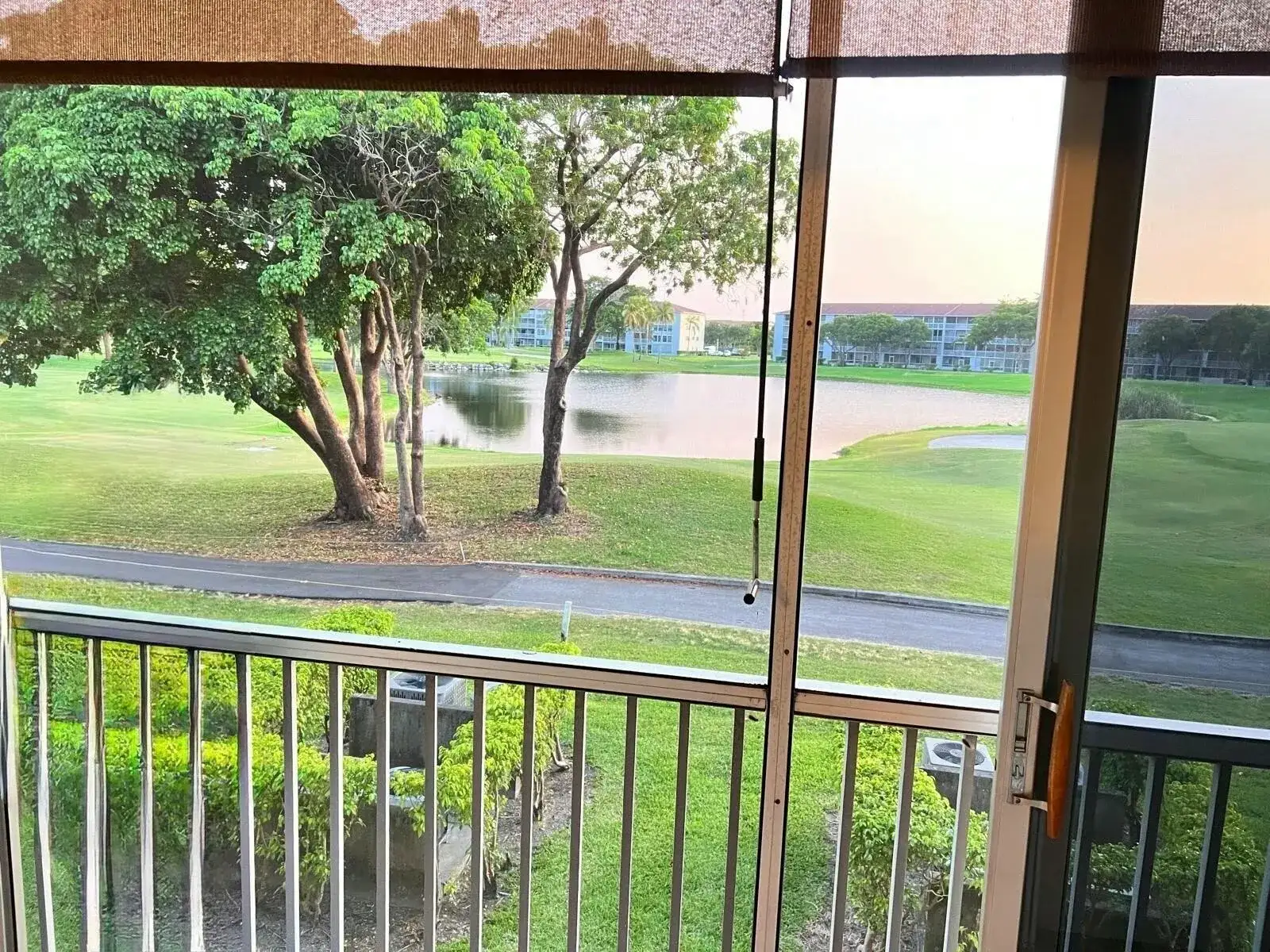 300 SW 134th Way # 203e, Pembroke Pines FL 33027