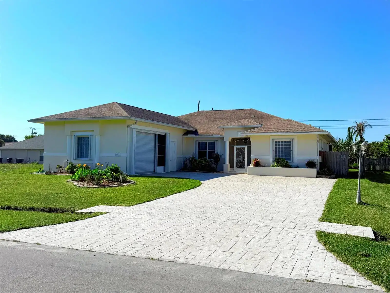 3 bedroom 2 bath Residential for sale at 1006 SW Majorca Avenue, Port St. Lucie FL 34953