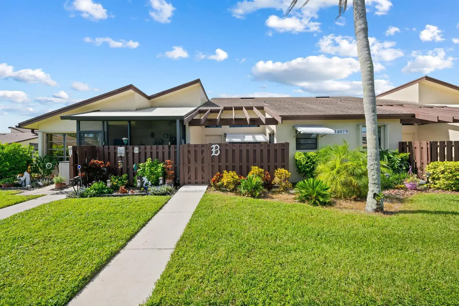 1 bedroom 2 bath Residential for sale at 14079 Nesting Way # B, Delray Beach FL 33484
