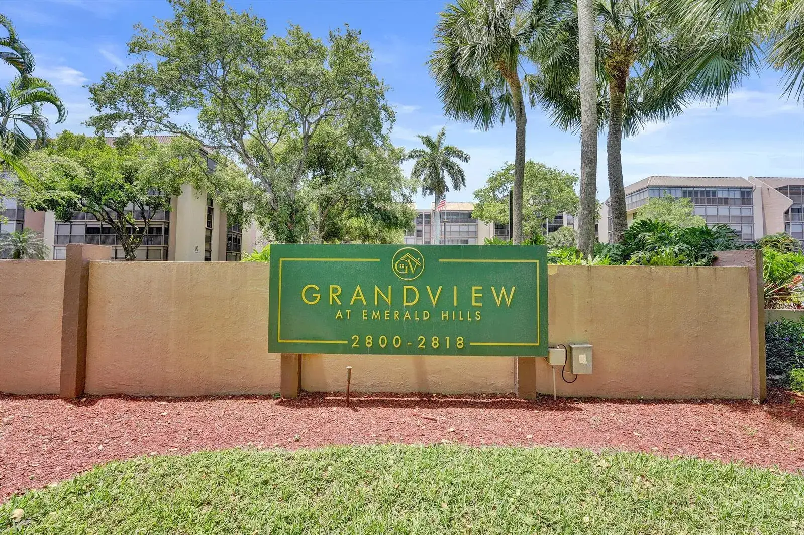 2 bedroom 2 bath Residential for sale at 2802 N 46th Avenue # B620, Hollywood FL 33021