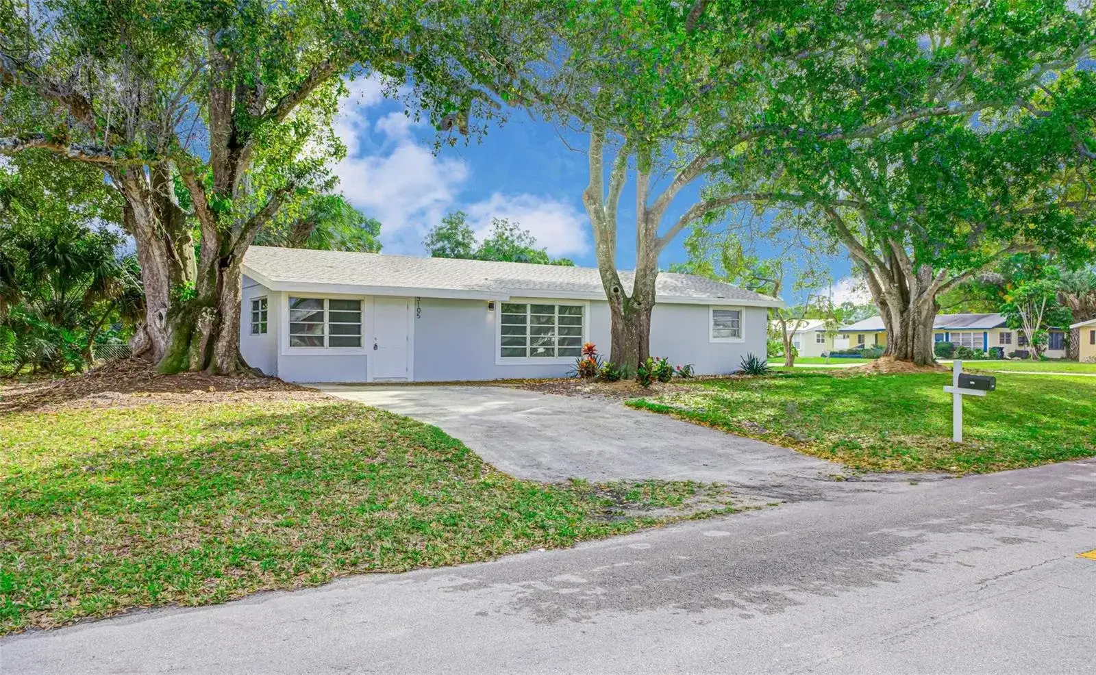 3 bedroom 2 bath Residential for sale at 3105 18th Street, Vero Beach FL 32960