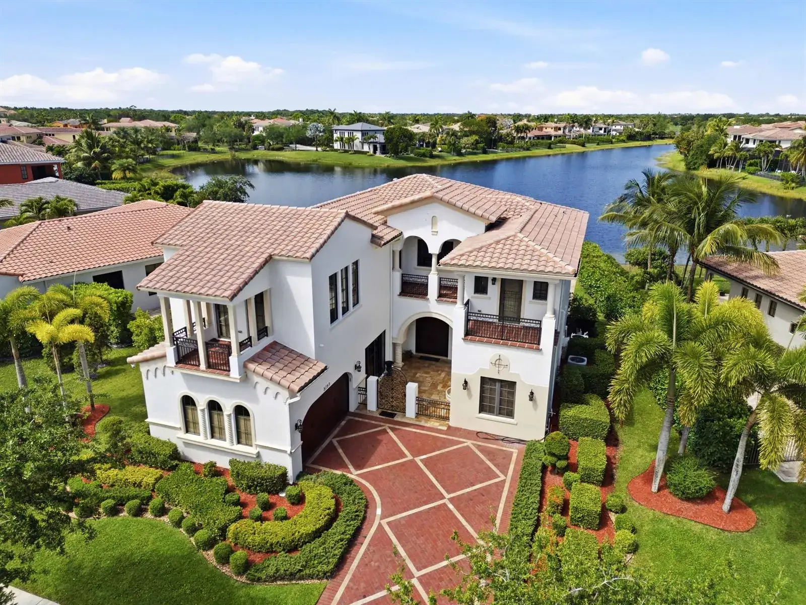 6 bedroom 5 bath Residential for sale at 8289 Emerald Avenue, Parkland FL 33076