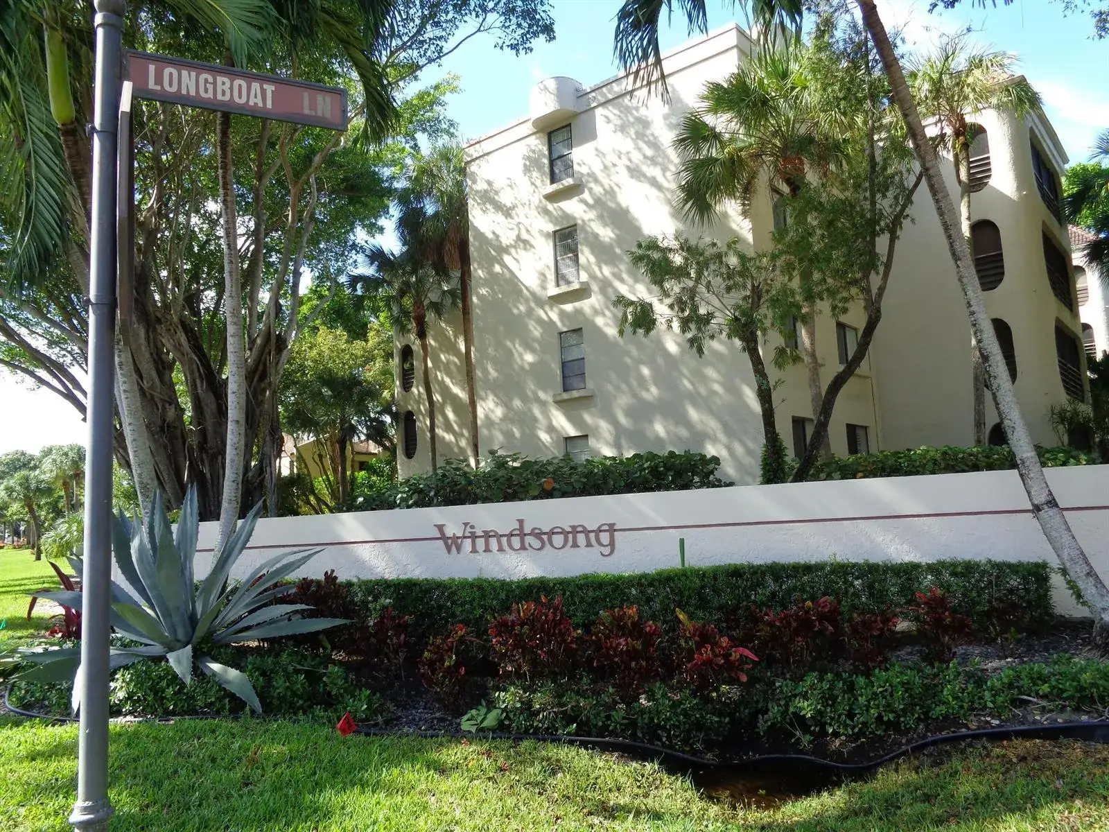 2 bedroom 2 bath Residential Lease for rent at 6328 W Longboat Lane # 201, Boca Raton FL 33433