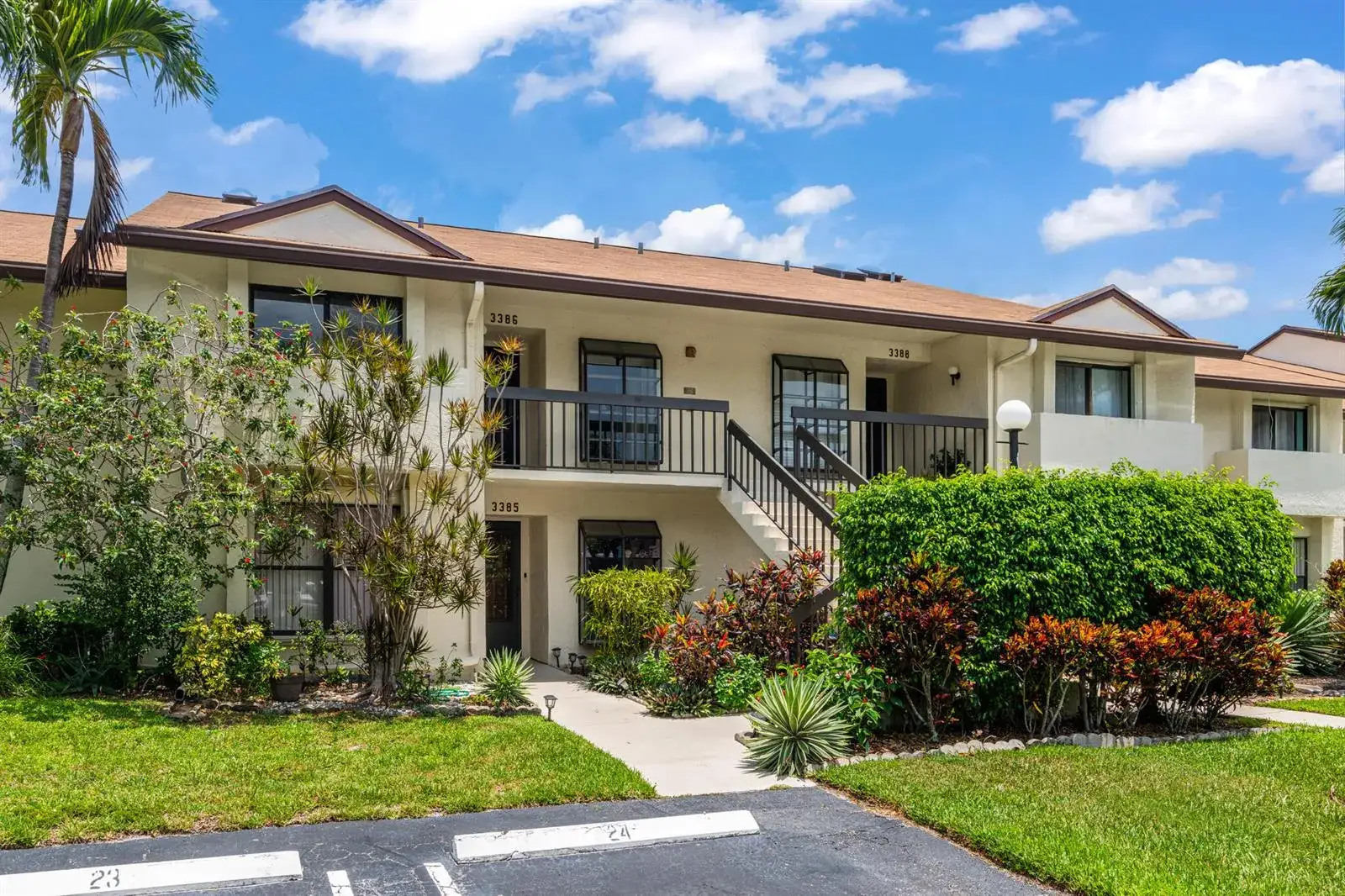 2 bedroom 2 bath Residential Lease for rent at 3386 Lucerne Park Drive, FL 33467