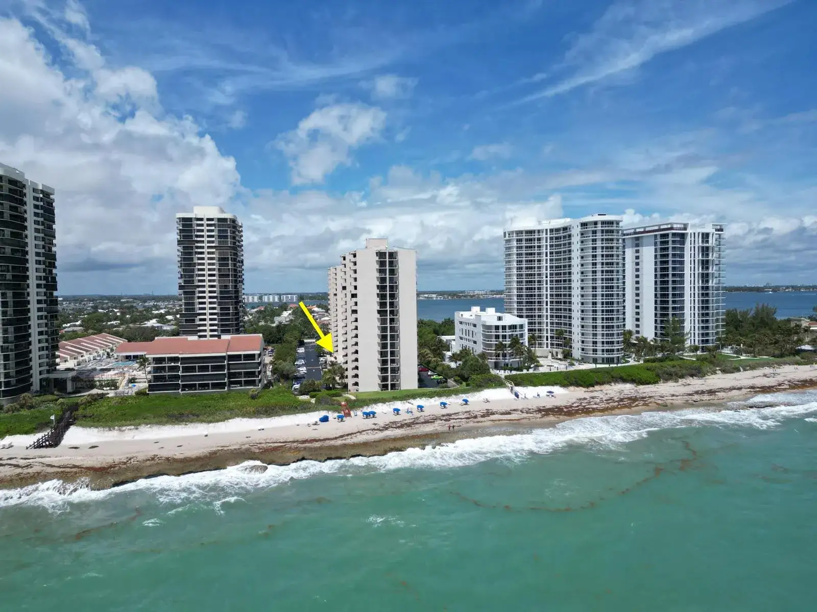 2 bedroom 2 bath Residential for sale at 4200 N Ocean Drive # 204, Riviera Beach FL 33404