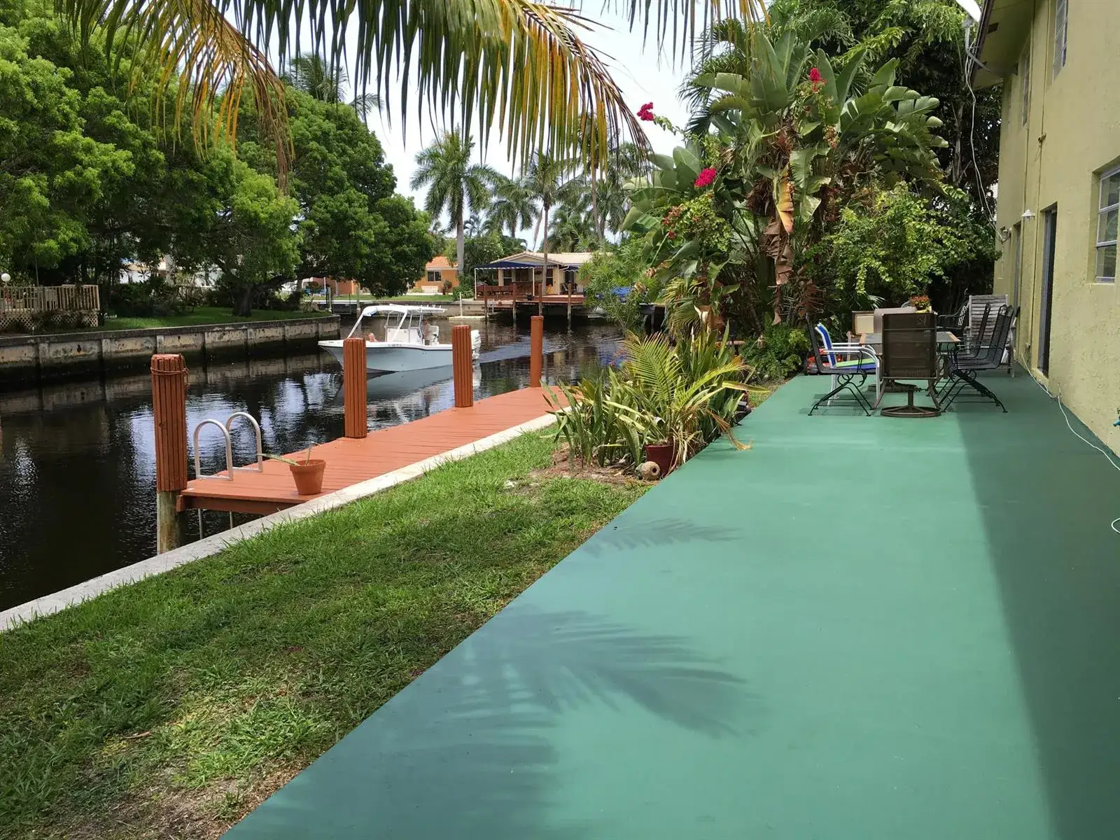 2 bedroom 1 bath Residential Lease for rent at 5811 NE 14th Road # 1, Fort Lauderdale FL 33334