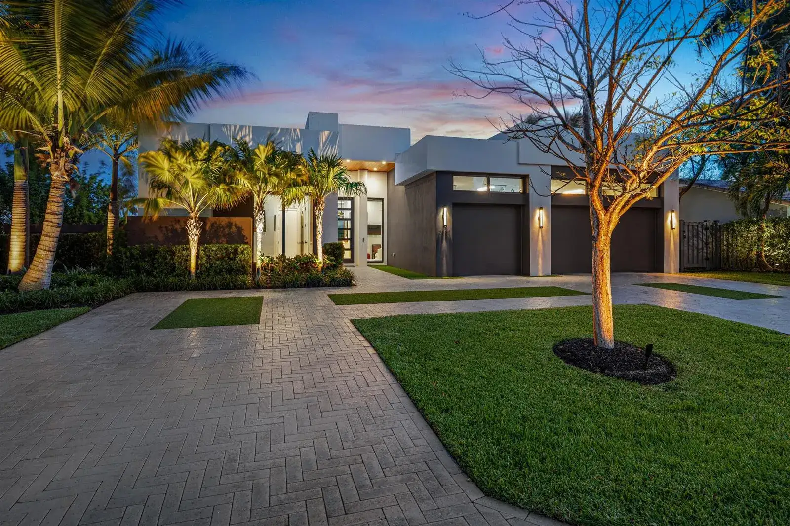 3 bedroom 3 bath Residential for sale at 2880 NE 35th Street, Lighthouse Point FL 33064