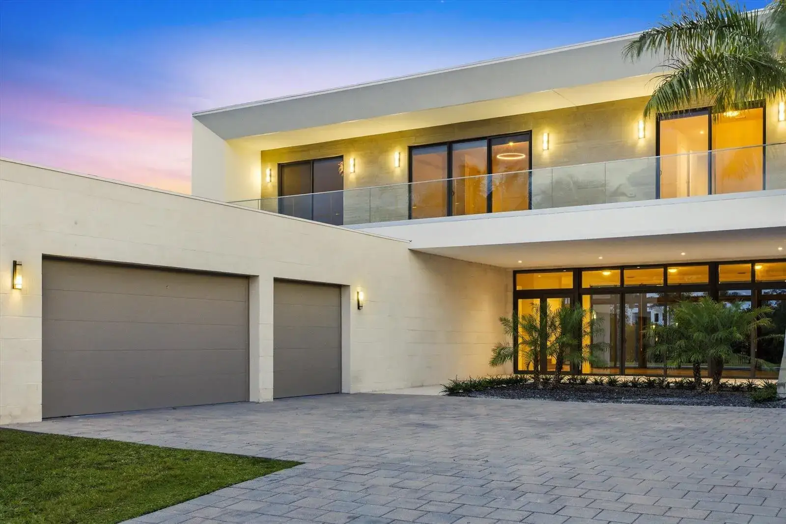 5 bedroom 6 bath Residential for sale at 16570 Sunset Way, Weston FL 33326