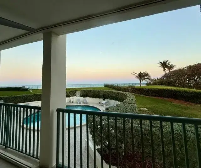 2 bedroom 2 bath Residential Lease for rent at 5400 N Ocean Drive # 1d, Singer Island FL 33404