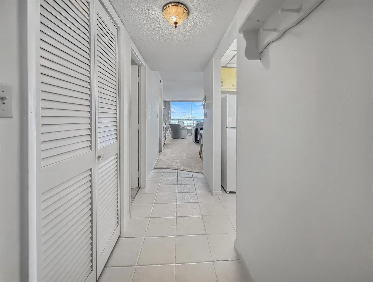 2 bedroom 2 bath Residential for sale at 555 NW 4th Avenue # 401, Boca Raton FL 33432