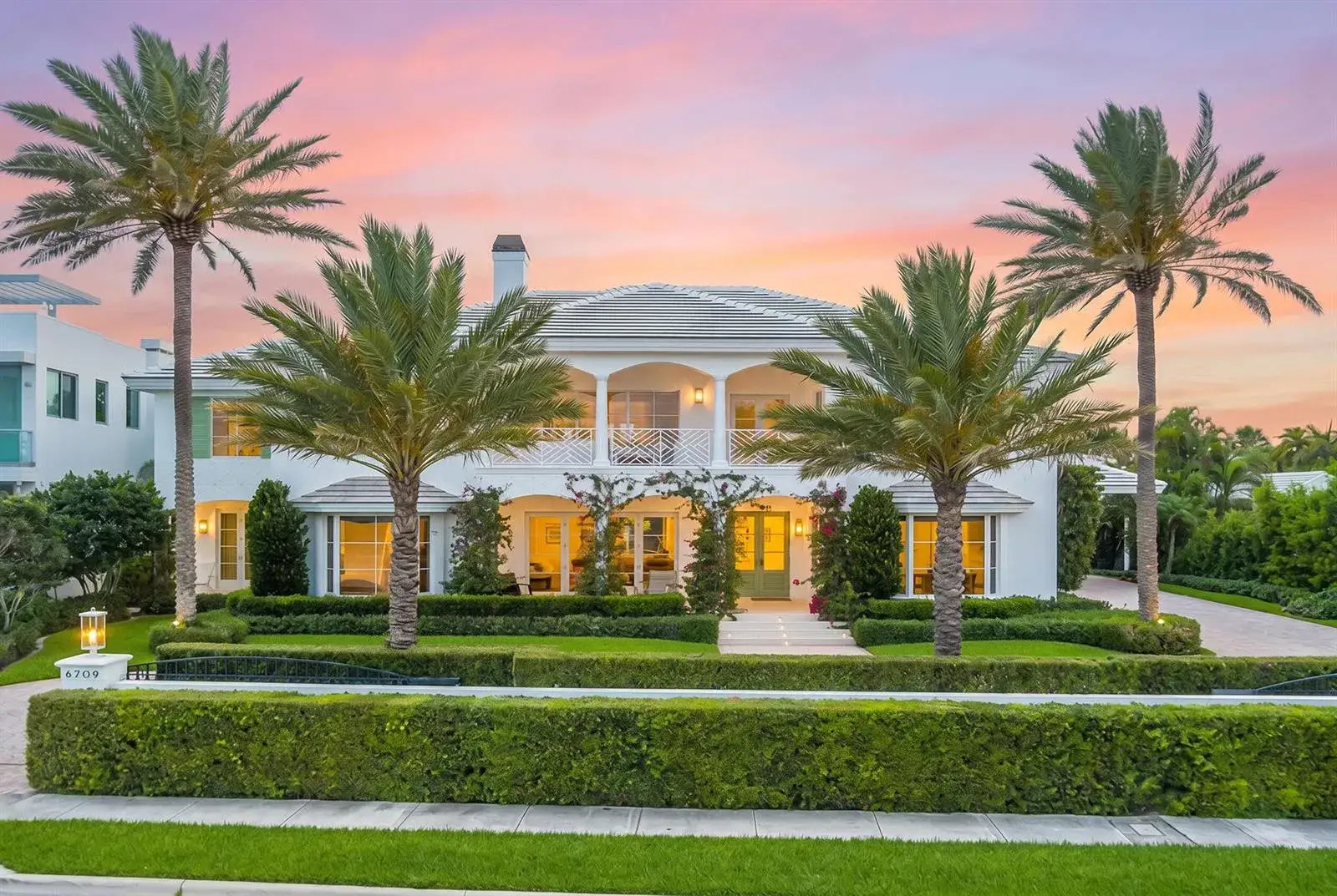 5 bedroom 5 bath Residential for sale at 6709 S Flagler Drive, West Palm Beach FL 33405