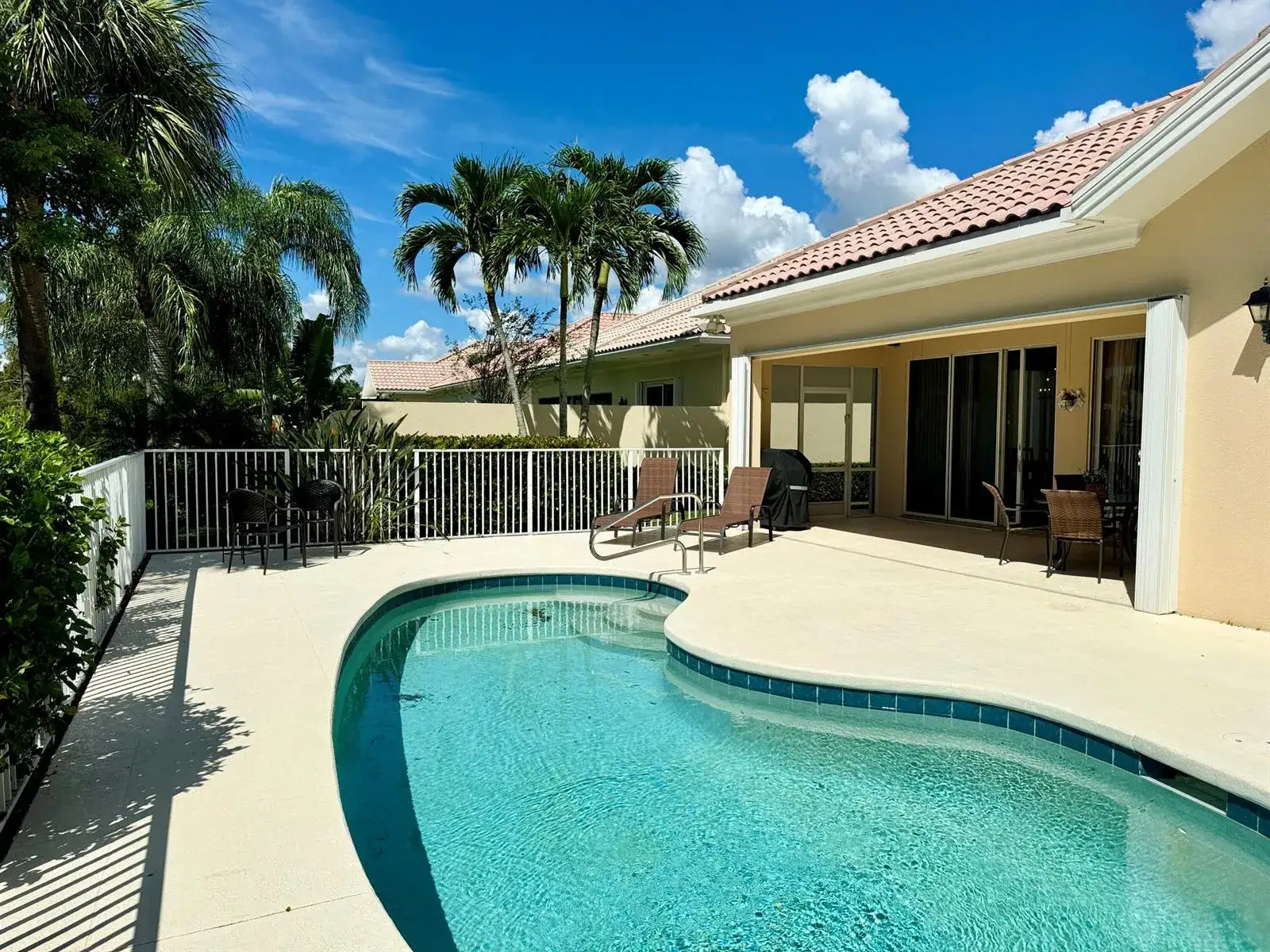 3 bedroom 2 bath Residential Lease for rent at 8262 Dominica Place, Wellington FL 33414
