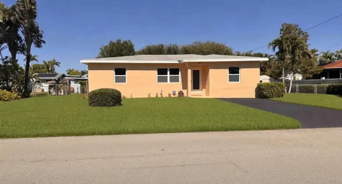 3 bedroom 2 bath Residential for sale at 1417 Willow Road, West Palm Beach FL 33406