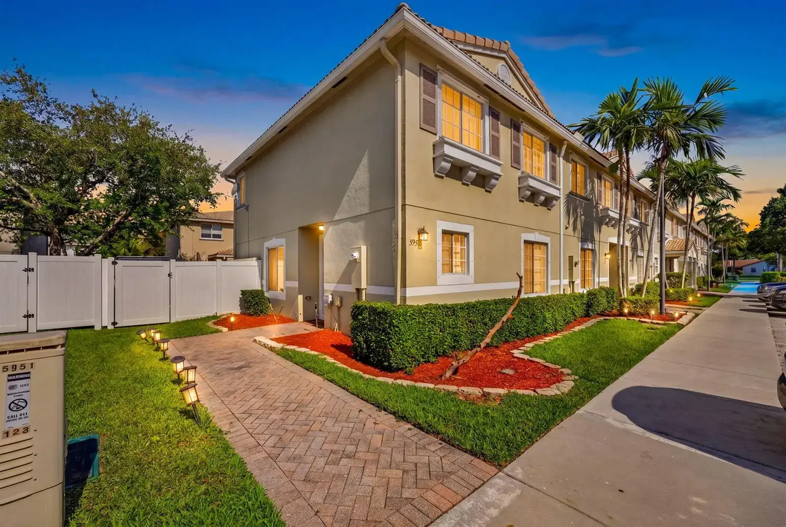 3 bedroom 2 bath Residential for sale at 5951 Manchester Way, Tamarac FL 33321