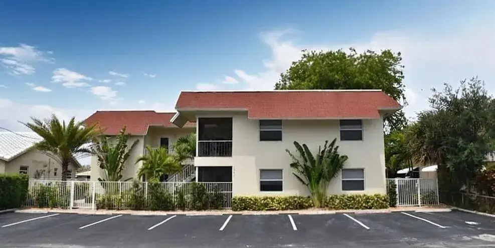 Commercial Sale for sale at 1361 NE 27 Way, Pompano Beach FL 33062