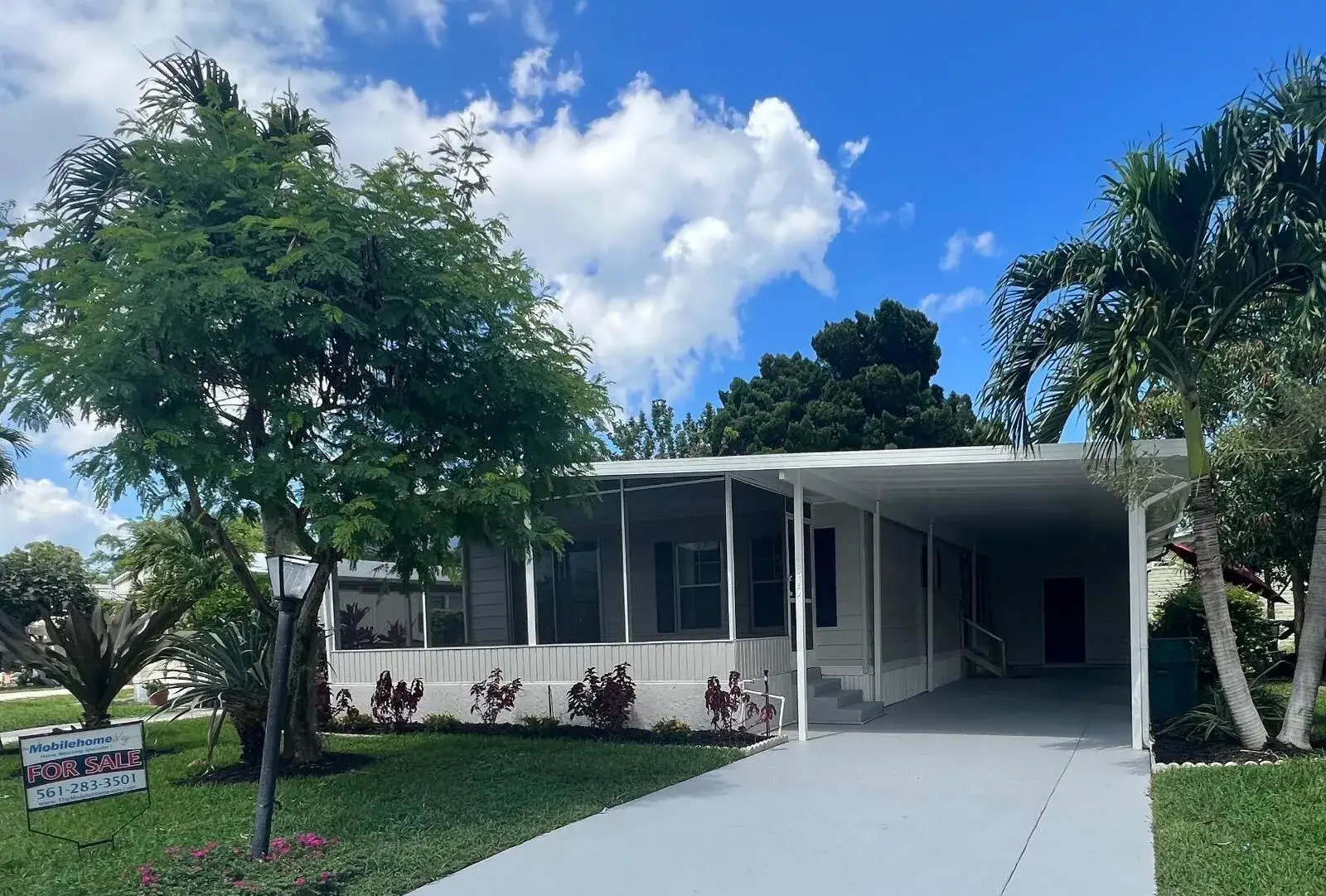 4 bedroom 2 bath Residential for sale at 4310 Viola Drive # 812, FL 33463