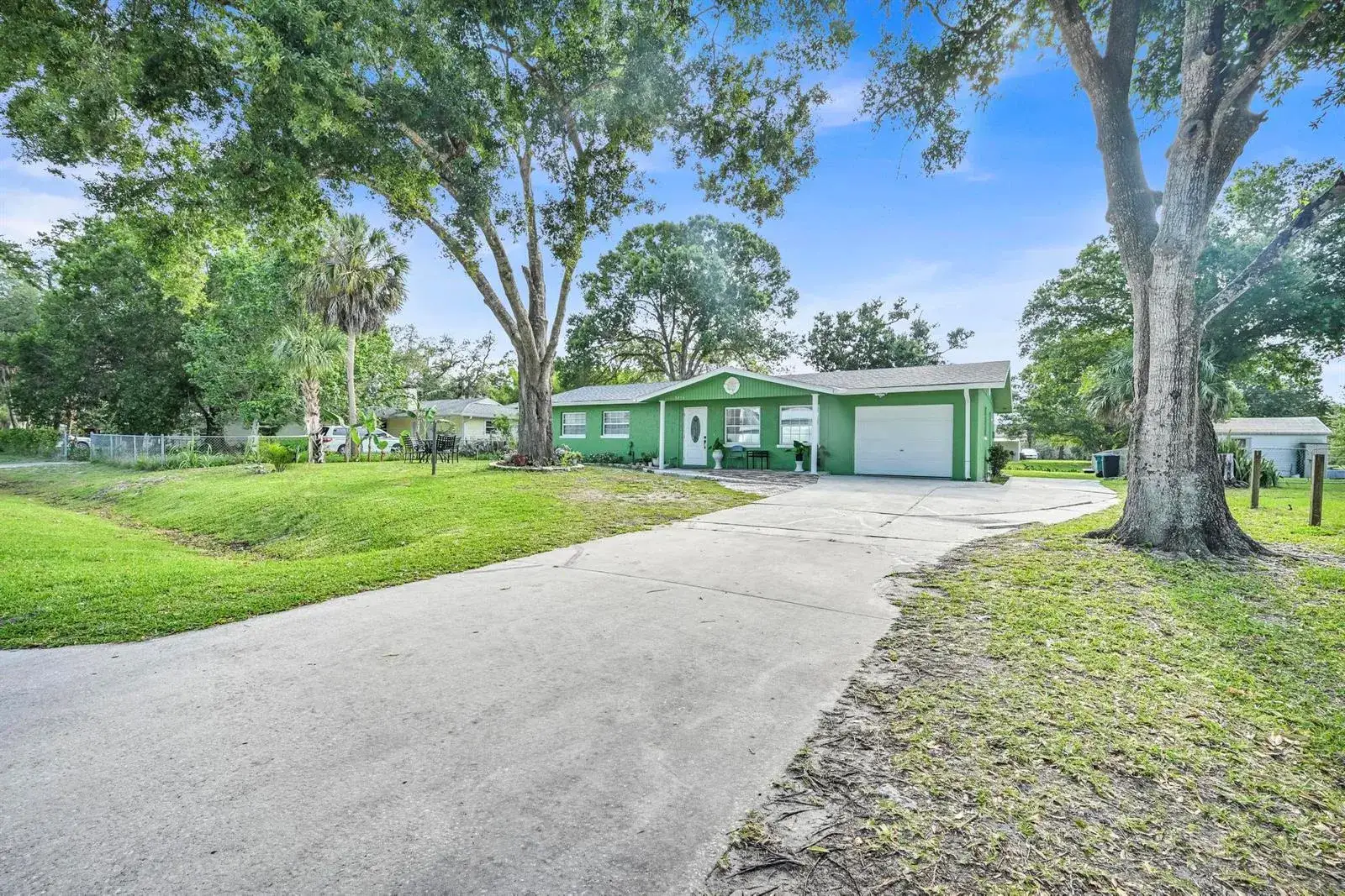 3 bedroom 2 bath Residential for sale at 5214 Bowling Green Drive, Fort Pierce FL 34951